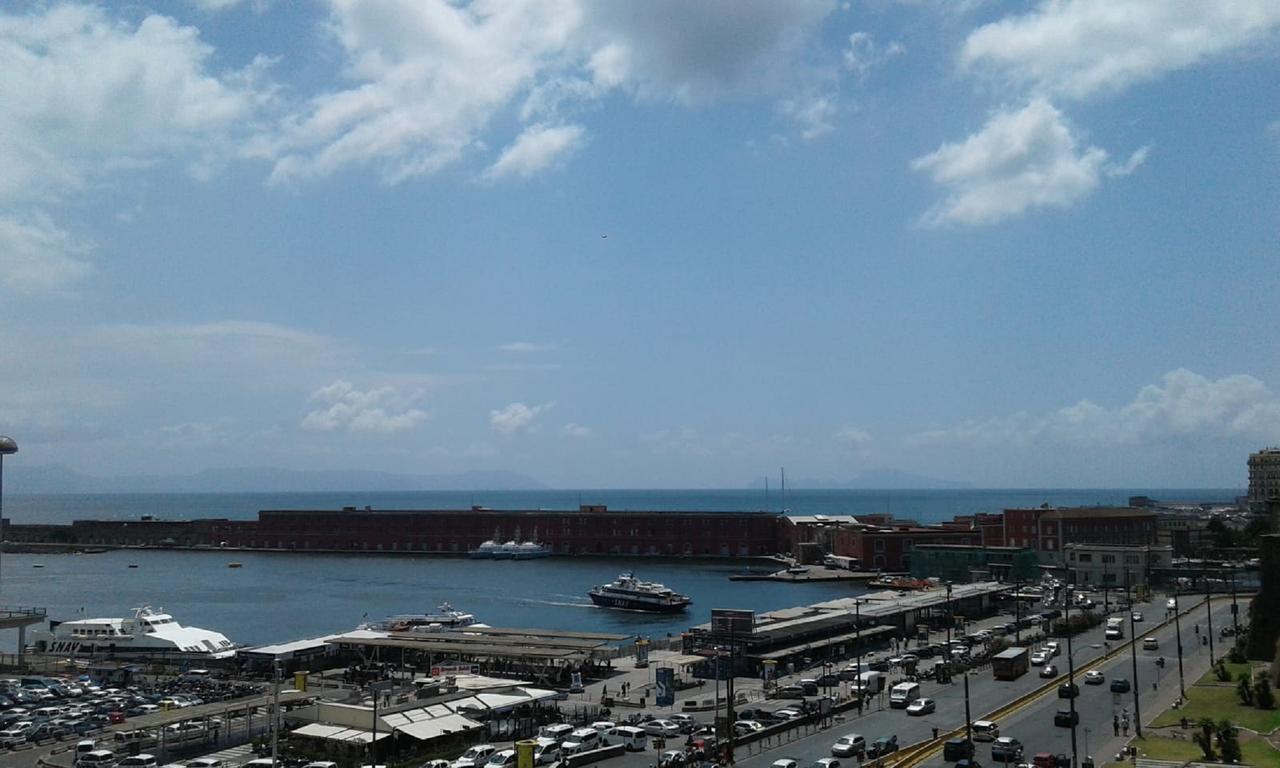Mayfair Lifestyle Suites By Babylon Stay Napoli Eksteriør bilde